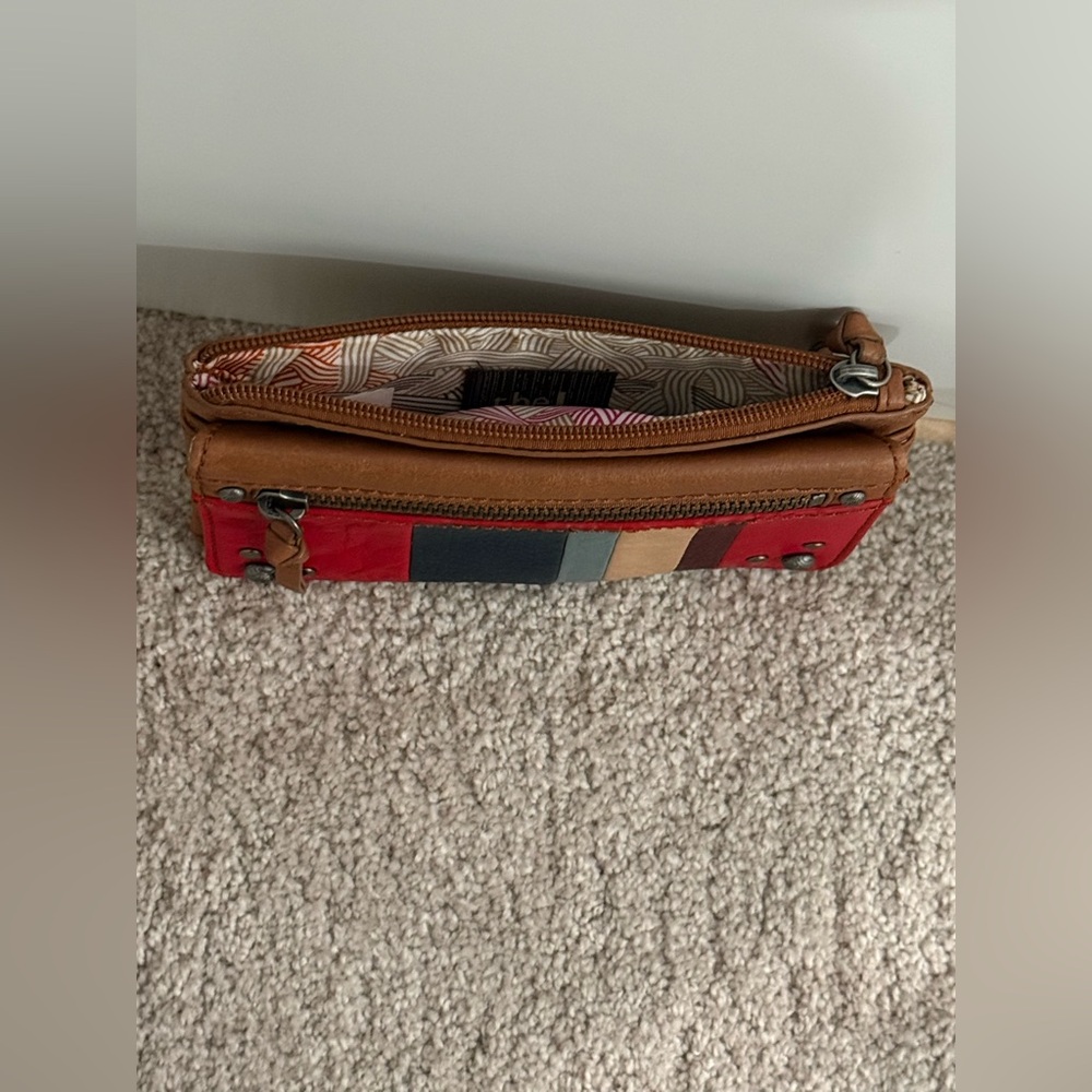 The Sak light brown leather wallet w/ colorful stripes on front (read) - Picture 6 of 14